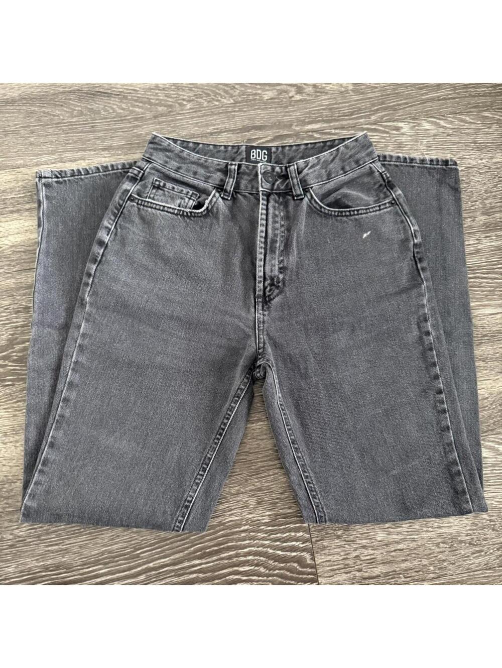 BDG Urban Outfitters mom jeans